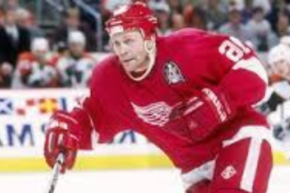 Vladimir Konstantinov's triumphant return to hockey in a charity game.